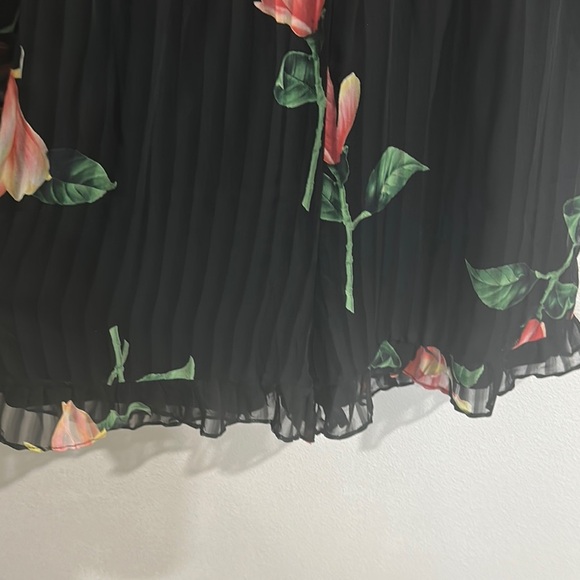 Lulu's Black Dress‎ with Floral Design - Picture 6 of 15